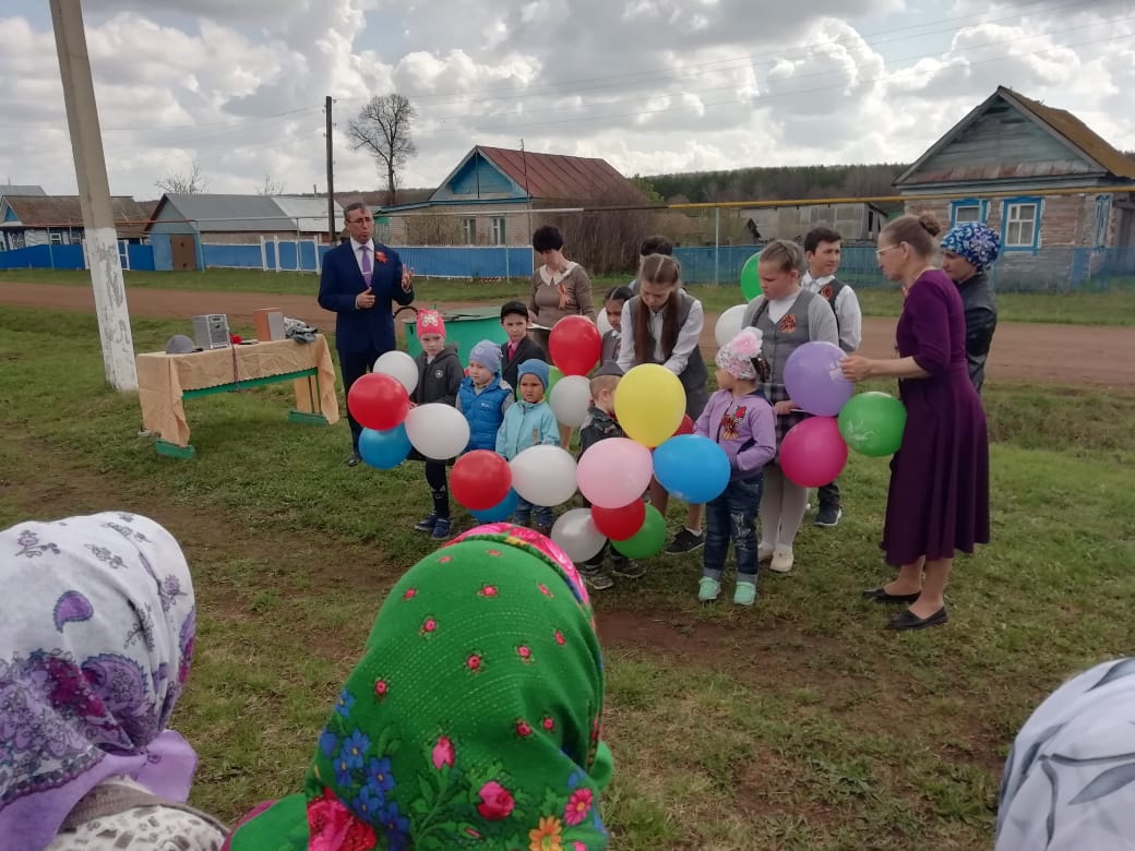 Погода в новые карамалы на две недели. Деревня Карамалы Азнакаевский район. БИК-Карамалы Давлекановский район. Село Карамалы Татарстан Азнакаевский район. Село старые Карамалы.